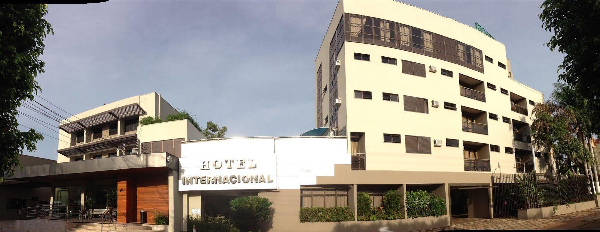 Hotel Internacional 캄푸그란지 외부 사진